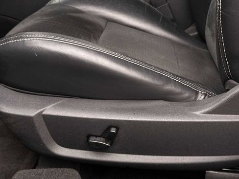 Used 2009 Dodge Challenger SRT8 w/ SRT Option Group II image 14