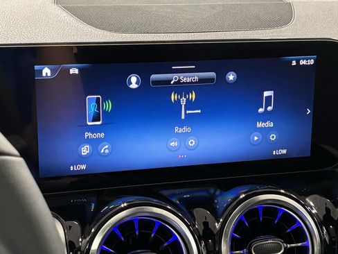 New 2026 Mercedes-Benz GLB 250 4MATIC image 20