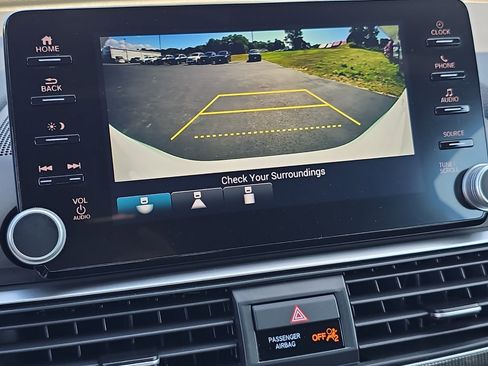 Used 2022 Honda Accord Sport image 16