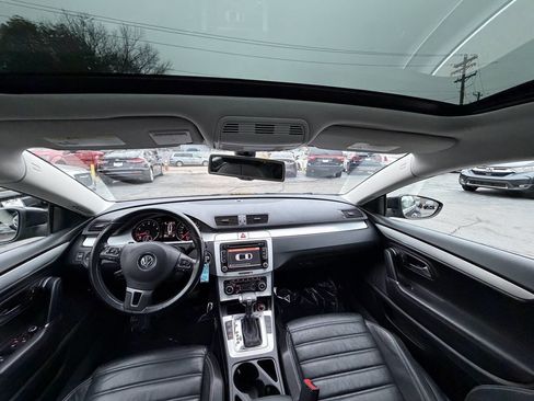 Used 2010 Volkswagen CC Luxury image 14