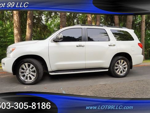 Used 2011 Toyota Sequoia Platinum AWD/4WD image 5
