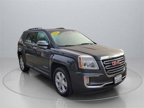 Used 2017 GMC Terrain SLT image 10