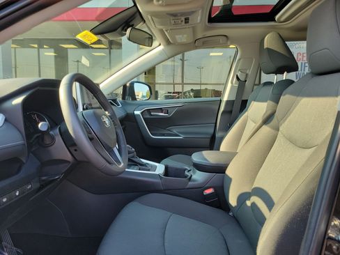 Used 2024 Toyota RAV4 XLE w/ Convenience Package AWD/4WD image 15