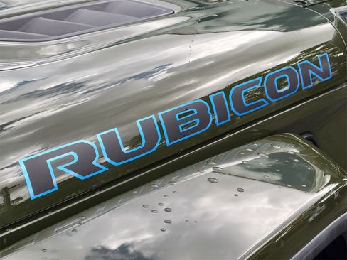 Used 2023 Jeep Wrangler Unlimited Rubicon 4xe w/ Steel Bumper Group image 28