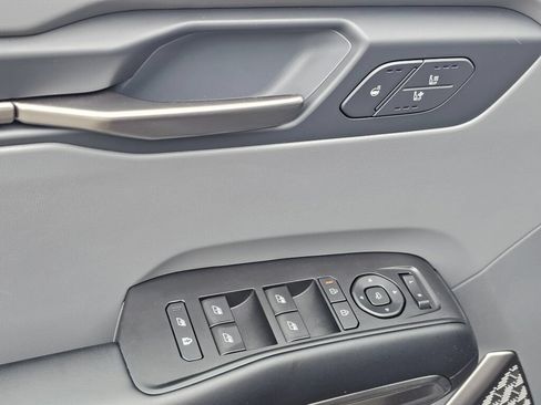 Certified 2024 Kia EV9 Wind AWD/4WD image 35