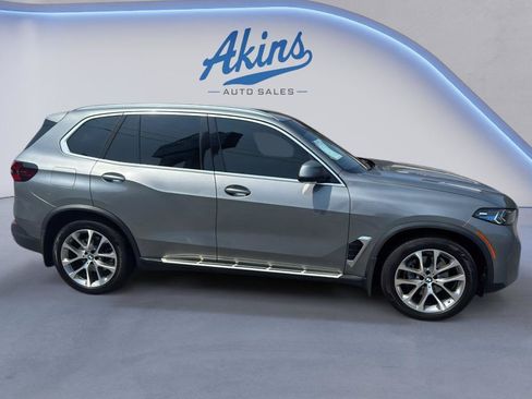 Used 2024 BMW X5 sDrive40i w/ Premium Package RWD image 4