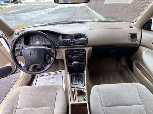 Used 1997 Honda Accord LX image 12