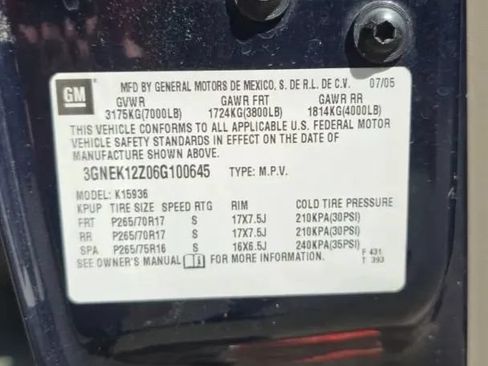 Used 2006 Chevrolet Avalanche Z71 w/ Preferred Equipment Group AWD/4WD image 49