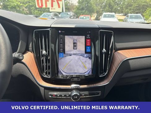 Certified 2024 Volvo XC60 T8 Ultimate w/ Protection Package Premier AWD/4WD image 24