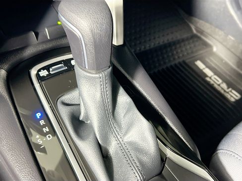 Used 2025 Toyota Corolla Cross AWD Hybrid image 25