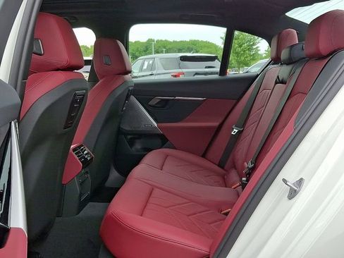 Certified 2026 BMW 530i xDrive w/ M Sport Package image 10