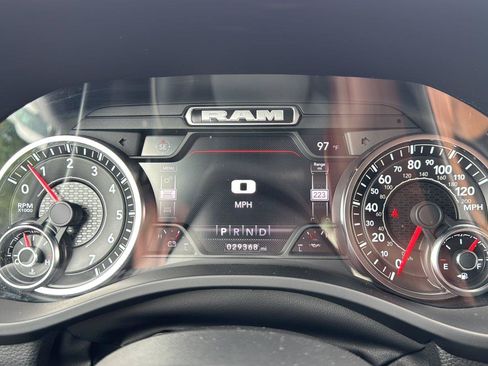 Used 2023 RAM 1500 Laramie AWD/4WD image 25
