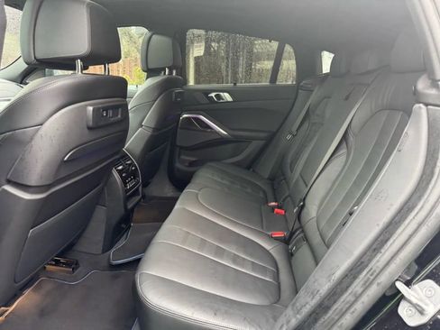 Used 2022 BMW X6 M50i w/ Executive Package image 20