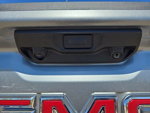 New 2026 GMC Sierra 1500 Elevation w/ Elevation Select Package AWD/4WD image 13