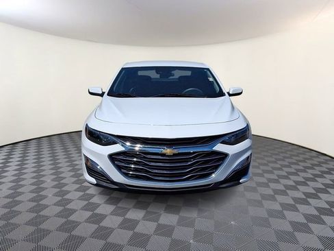 Used 2024 Chevrolet Malibu LS w/ Driver Confidence Package FWD image 2