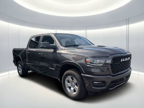 New 2026 RAM 1500 2WD Crew Cab image 2