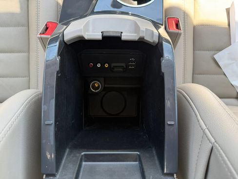 Used 2015 Ford Escape Titanium w/ Equipment Group 301A FWD image 29