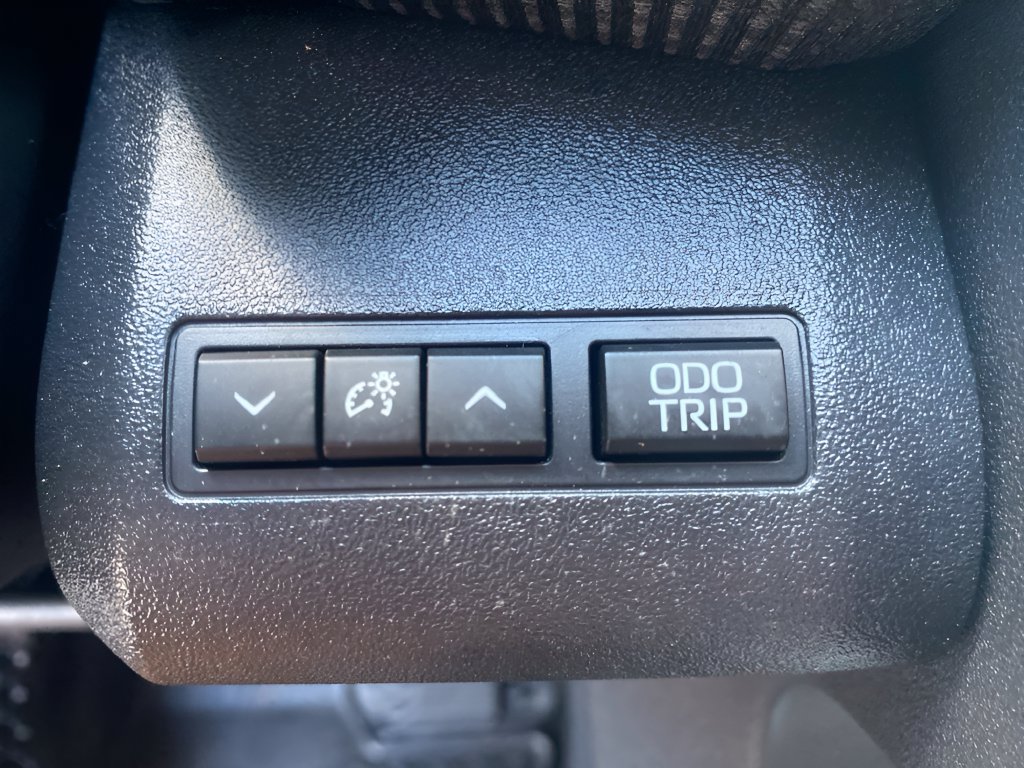 Used 2025 Toyota bZ4X AWD w/ Weather Package image 22
