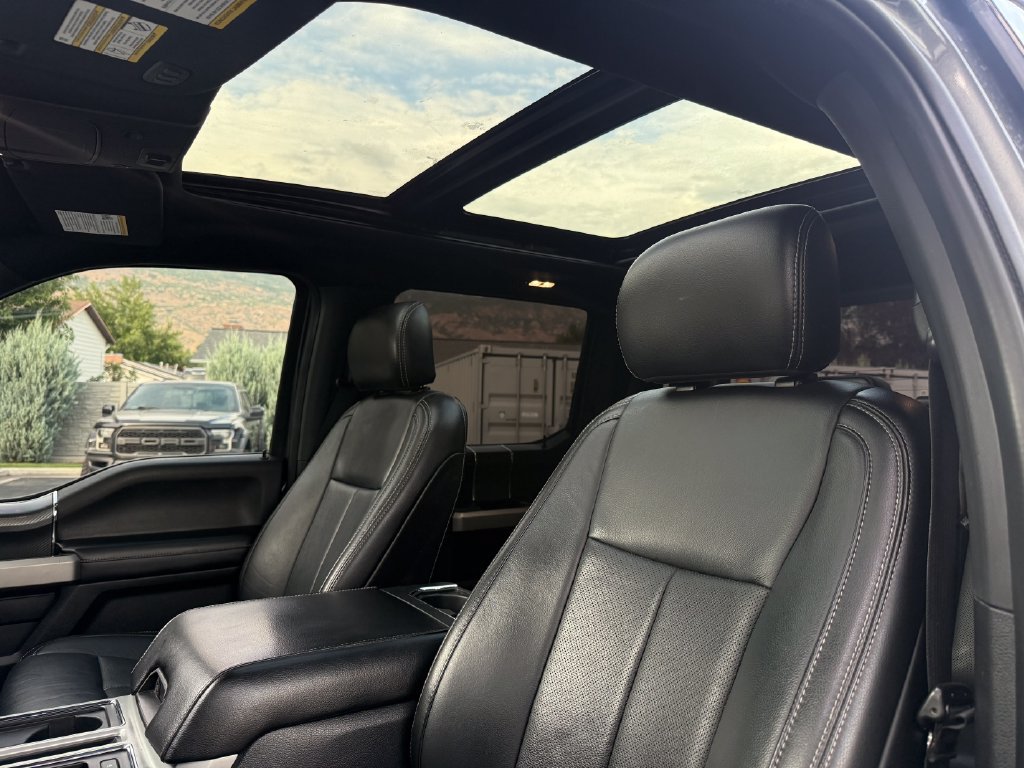 Used 2020 Ford F150 Lariat w/ Equipment Group 502A Luxury AWD/4WD image 21