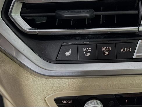 Used 2020 BMW 330i xDrive Sedan w/ Convenience Package image 23