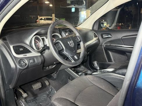 Used 2015 Dodge Journey SXT w/ Flexible Seating Group FWD image 12