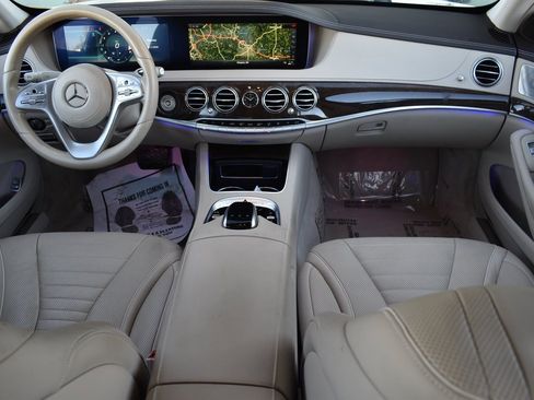 Used 2018 Mercedes-Benz S 560 Sedan image 26