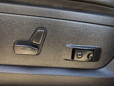 Used 2015 RAM 1500 Sport w/ Ignition Orange Sport Package image 28