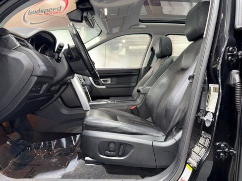 Used 2019 Land Rover Discovery Sport HSE AWD/4WD image 40