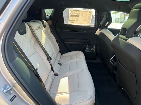 New 2025 Polestar Polestar 3 image 14