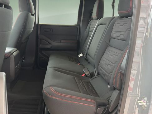 New 2026 Nissan Frontier PRO-4X w/ Pro-4x Convenience Package AWD/4WD image 17