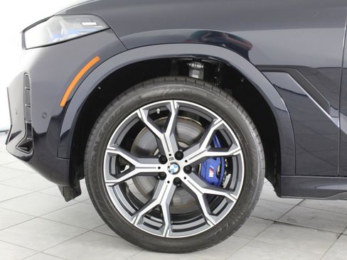 Certified 2024 BMW X6 M60i w/ Dynamic Handling Package image 22