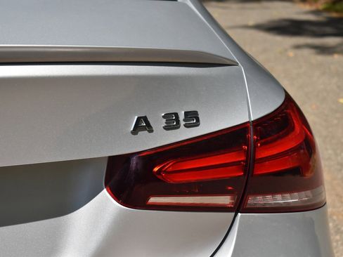 Used 2021 Mercedes-Benz A 35 AMG 4MATIC image 37