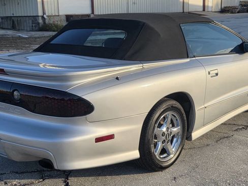 Used 1998 Pontiac Firebird Trans Am image 12