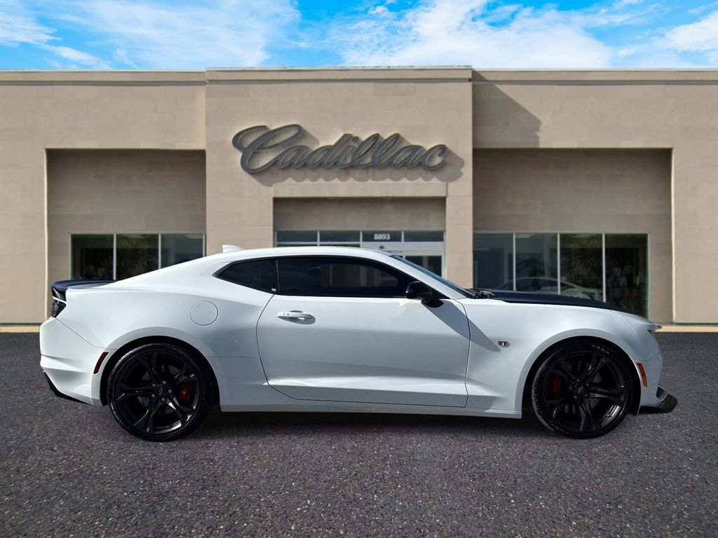 Used 2023 Chevrolet Camaro SS RWD image 2