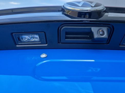 New 2026 Volkswagen Taos SE FWD image 21