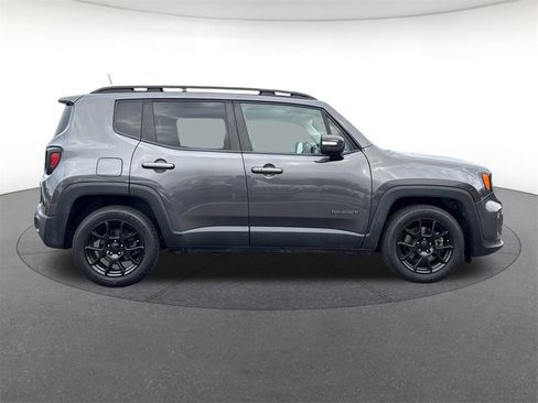 Certified 2020 Jeep Renegade Altitude image 6
