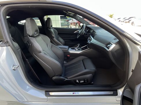 Used 2022 BMW M4 Competition w/ Executive Package RWD image 22