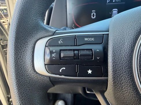 Used 2024 Kia Sportage LX image 13