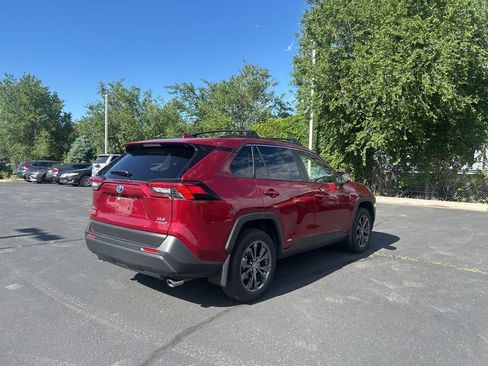 Used 2023 Toyota RAV4 XLE Premium AWD/4WD image 4