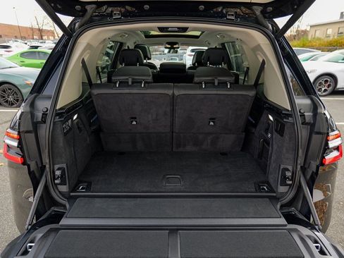 Used 2024 BMW X7 xDrive40i image 64