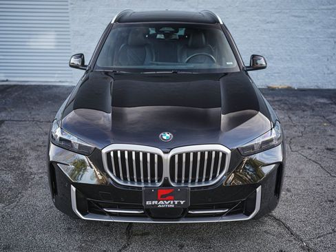 Used 2024 BMW X5 xDrive40i image 5