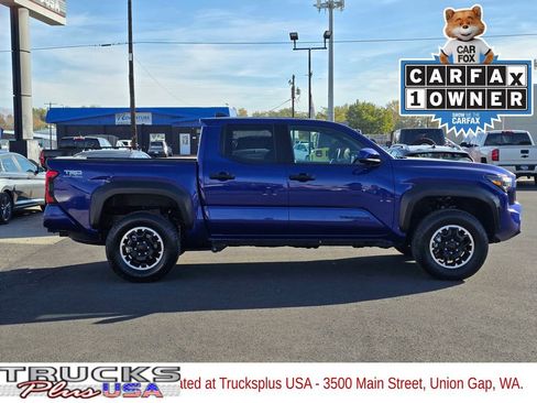 Used 2025 Toyota Tacoma TRD Off-Road image 6