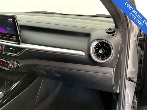 Used 2022 Kia Forte GT-Line image 22