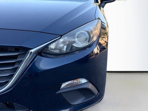 Used 2014 MAZDA MAZDA3 i Sport image 9