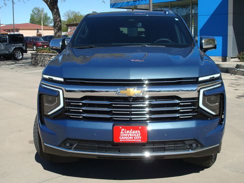 New 2026 Chevrolet Tahoe Premier w/ Sun And Tow Package AWD/4WD image 2