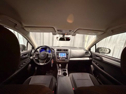 Used 2019 Subaru Outback 2.5i Premium AWD/4WD image 11