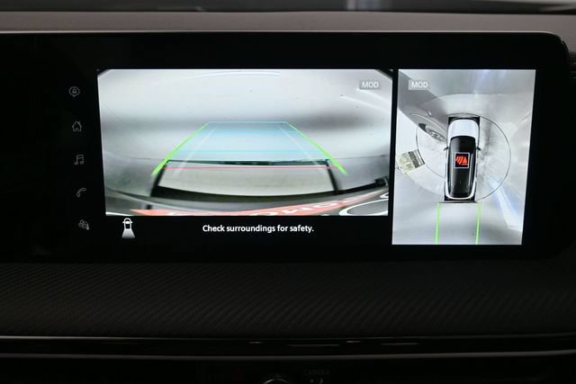 Used 2025 Nissan Kicks SR FWD image 37