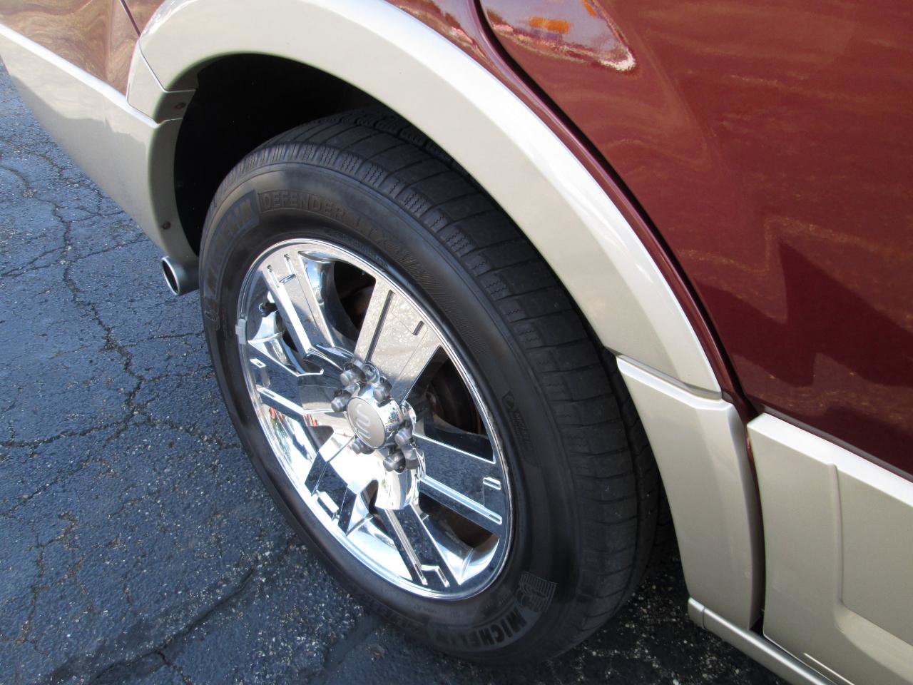 Used 2008 Ford Expedition King Ranch AWD/4WD image 25