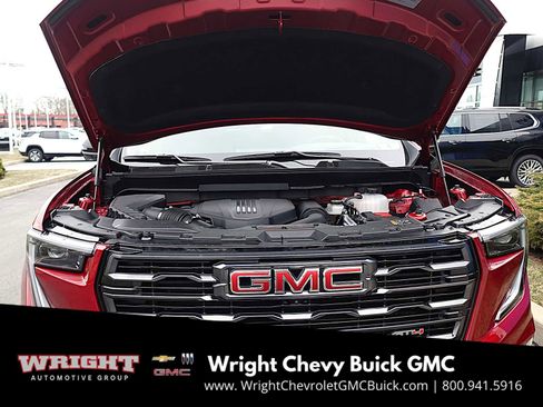 Used 2025 GMC Acadia AT4 w/ Luxury Package image 34