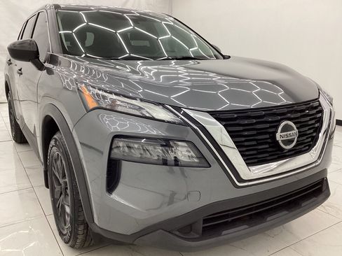 Used 2021 Nissan Rogue S AWD/4WD image 3